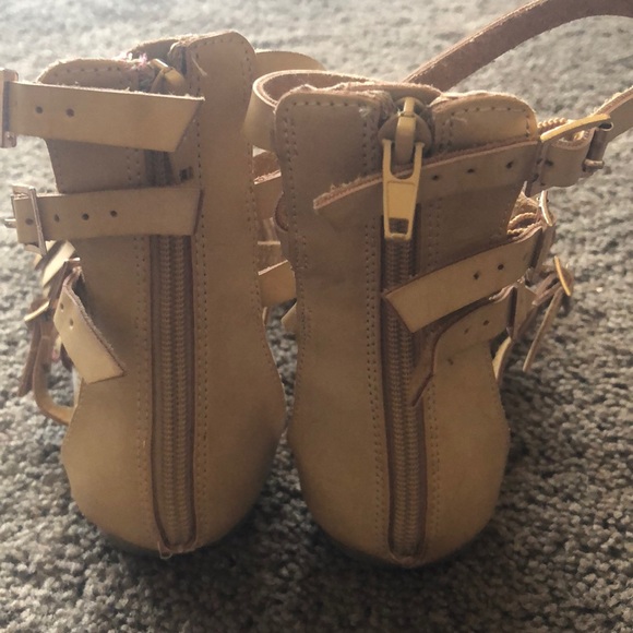 Gladiator style sandals - Picture 5 of 5